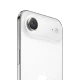 Apple iPhone Air beyaz akıllı telefonun arka yüzü; kamera modülü ve flaş yakın plan görünüm