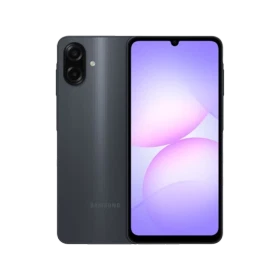 Samsung Galaxy A07s siyah telefonun ön ve arka yüzünü gösteren vitrin görünümü