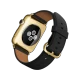 Apple Watch Edition 42 mm akıllı saat, 18 ayar sarı altın kasa ve klasik tokalı siyah kayışla görüntüleniyor