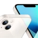 Apple iPhone 13 beyaz akıllı telefon, çift arka kamera ve çentikli ekran detaylı yakın plan görünüm