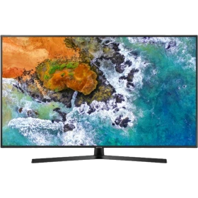 Samsung 55NU7400 Ultra HD 4K LED televizyon ön yüzünde dalga ve renkli manzara ekranı görünüyor