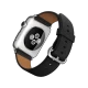 Apple Watch 42 mm gümüş paslanmaz çelik kasalı, siyah klasik tokalı akıllı saat kayışıyla birlikte kapalıdır