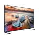 Samsung 82Q900R QLED 8K Ultra HD TV; siyah çerçeveli, deniz ve kırmızı ışık efektli ekran görüntüsü