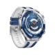 Huawei Watch Ultimate 2 mavi akıllı saat, gümüş kasa ve mavi-beyaz kayışla siyah fonda gösteriliyor