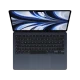 Apple MacBook Air M2 13.6 inç laptop, koyu mavi renkte açık ekranlı üstten görünüm
