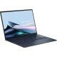 Asus Zenbook 14 OLED UX3405MA-PP287W koyu mavi ultrabook laptop, geniş ekran ve ince tasarım görünüyor